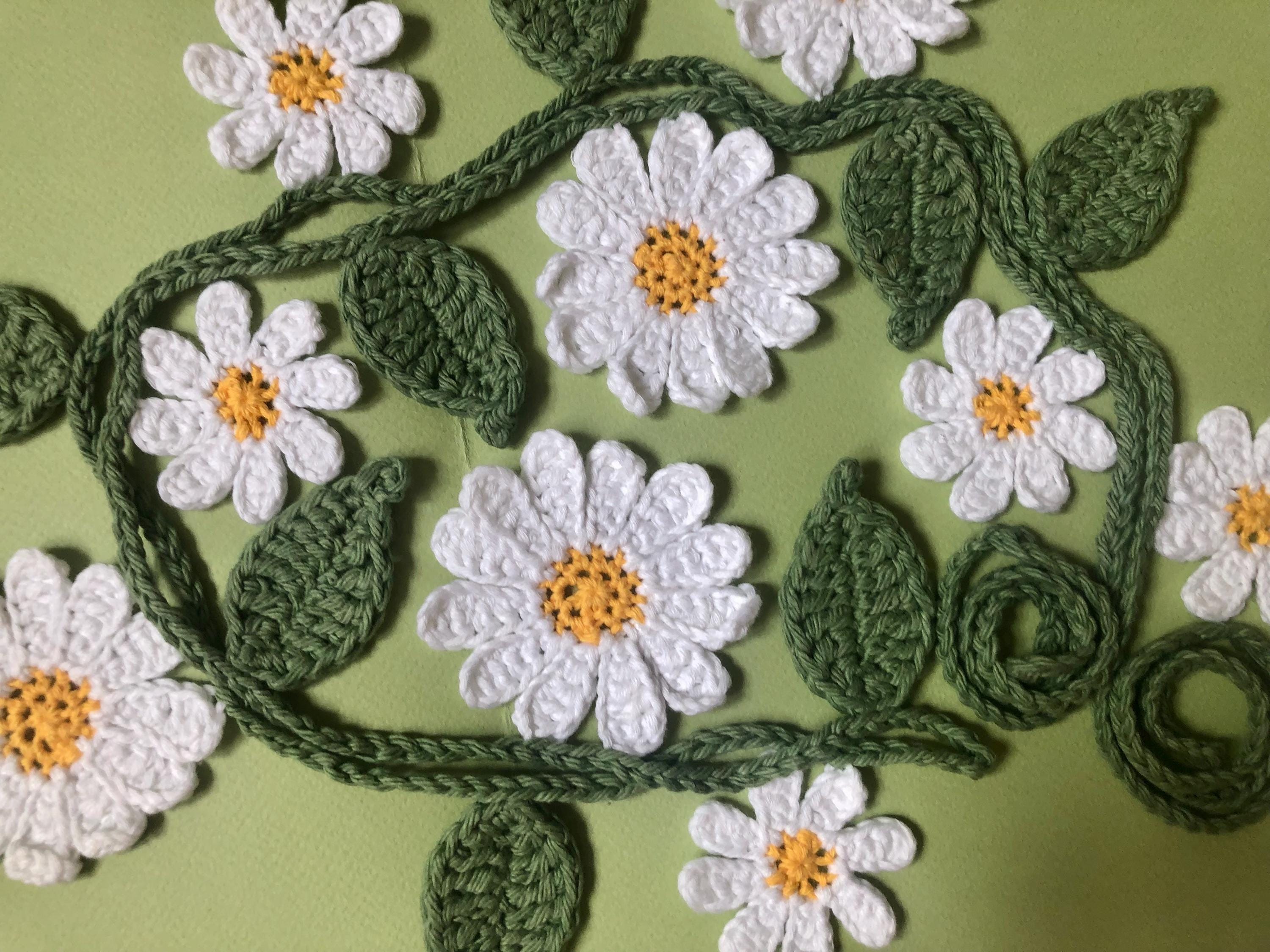 Daisy Chain Garland - Crochet Wall / Nursery / Garden / Party Decor