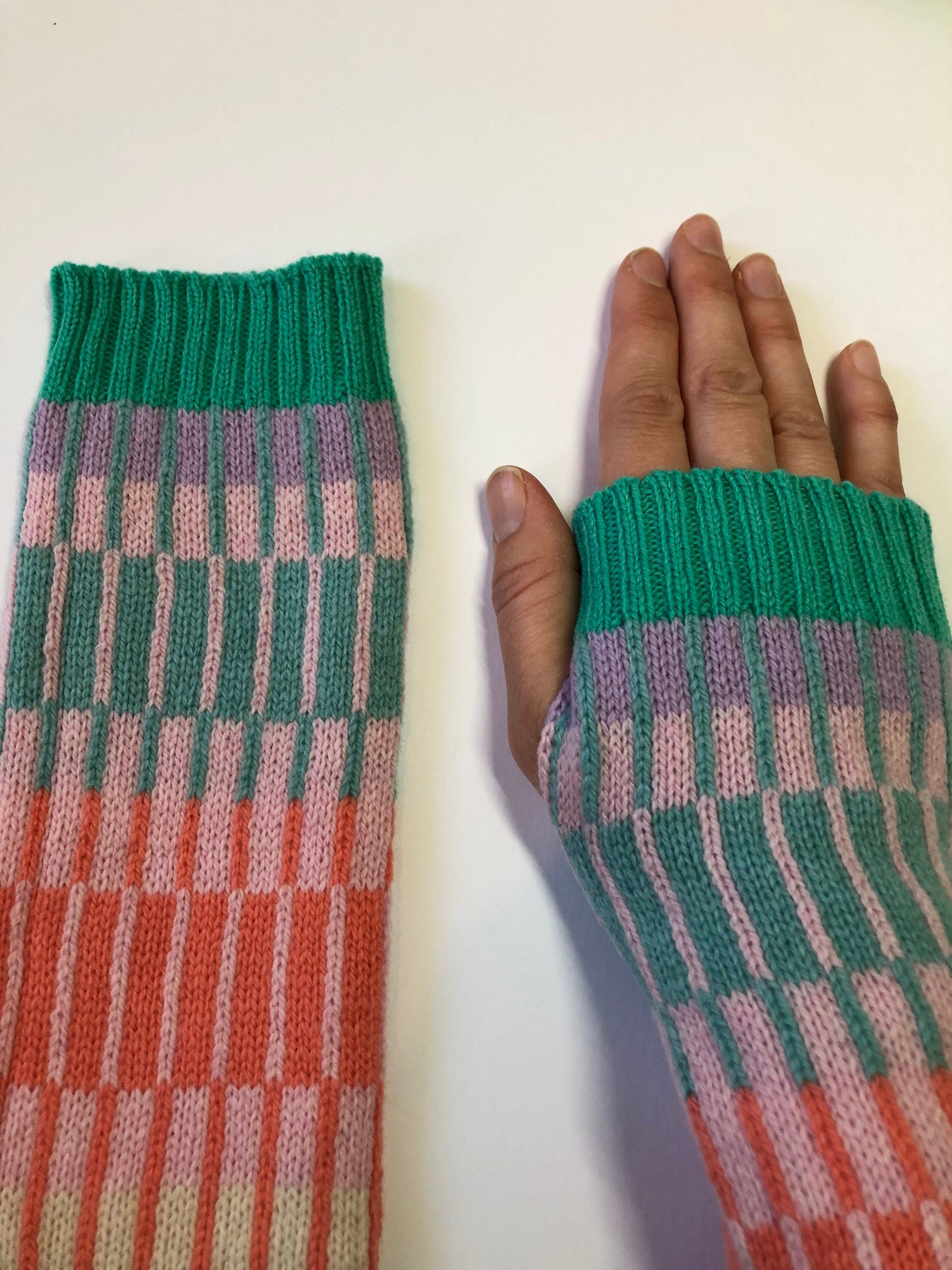 Knitted Wrist Warmers / Fingerless Gloves / Fairisle Lambswool Mittens