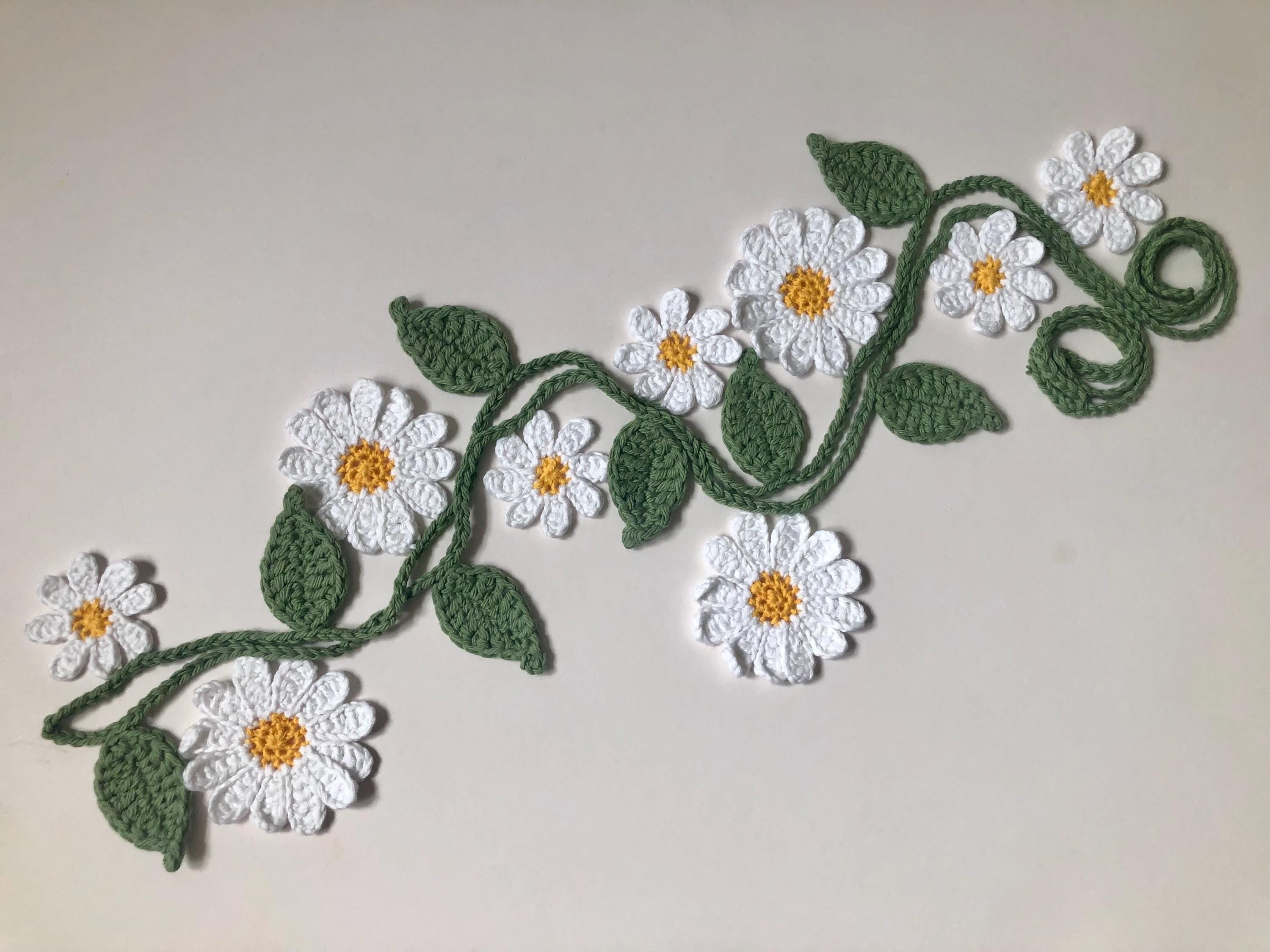 Daisy Chain Garland - Crochet Wall / Nursery / Garden / Party Decor