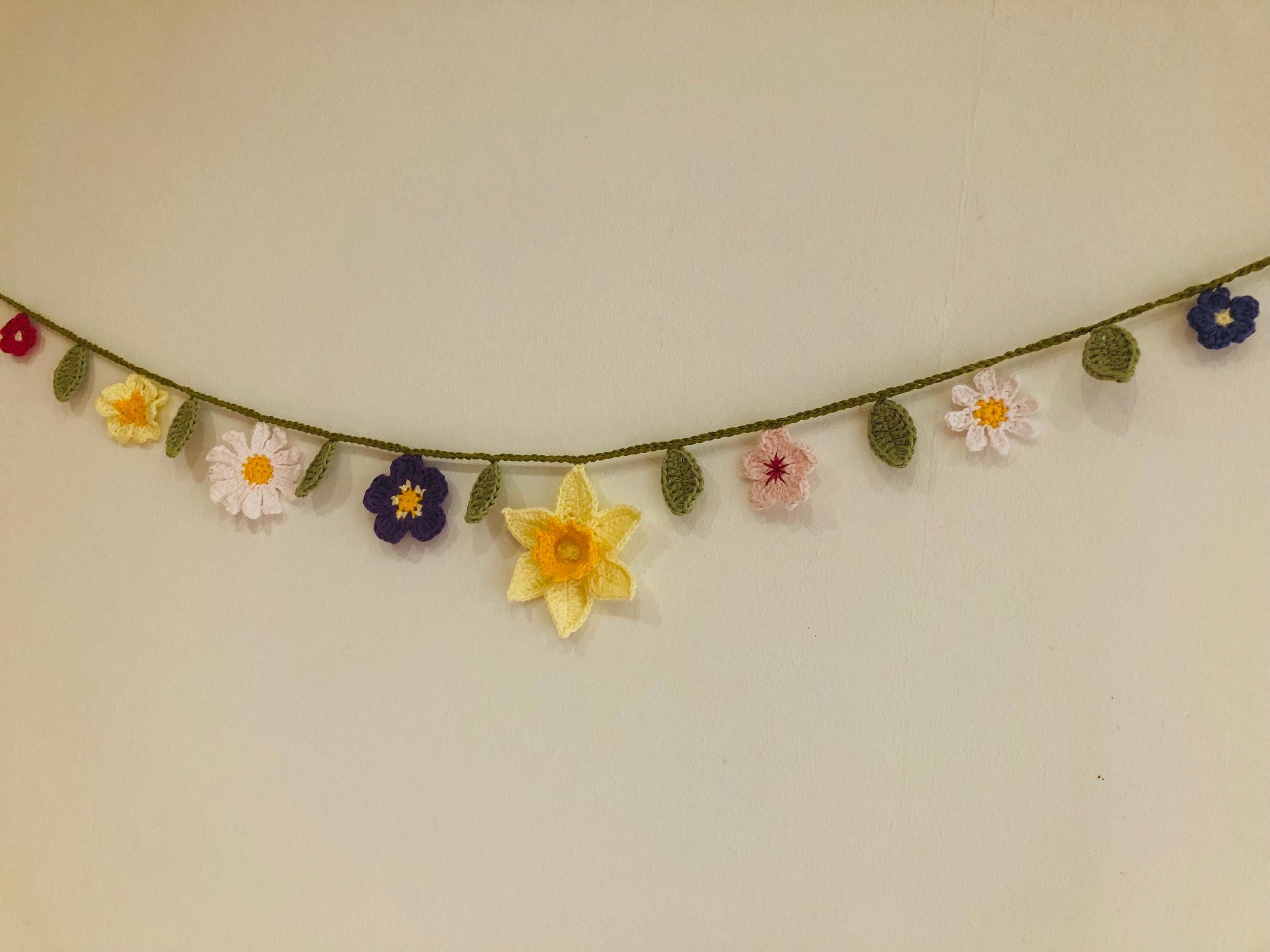 Floral Garland - Crochet Spring Flowers Wall Decor