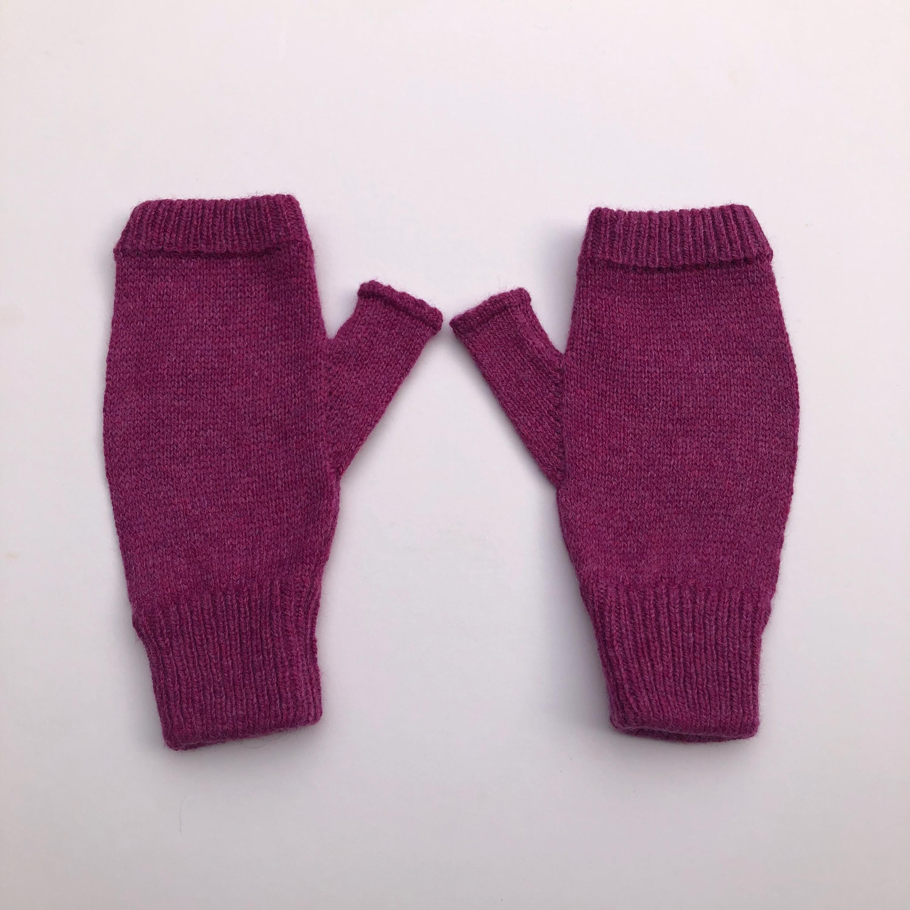 Pink Fingerless Gloves Knitted in Soft Lambswool