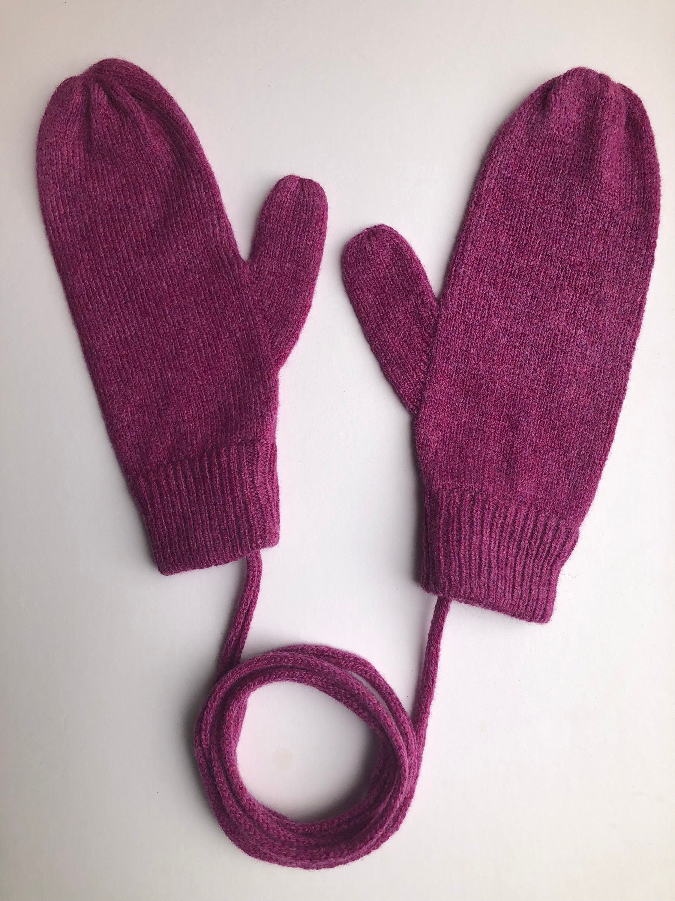 Dark Pink Ladies Mittens knitted in soft Lambswool