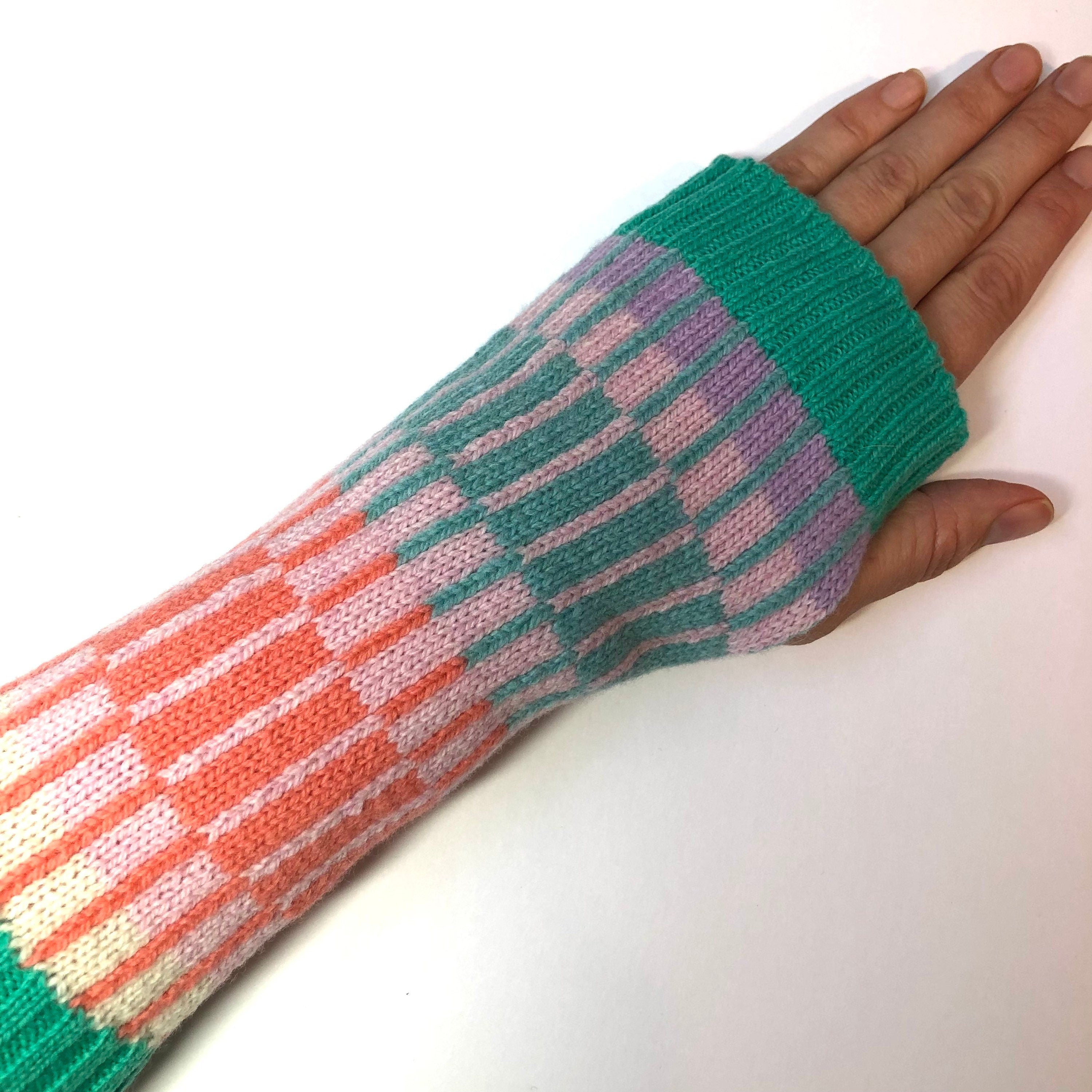 Knitted Wrist Warmers / Fingerless Gloves / Fairisle Lambswool Mittens
