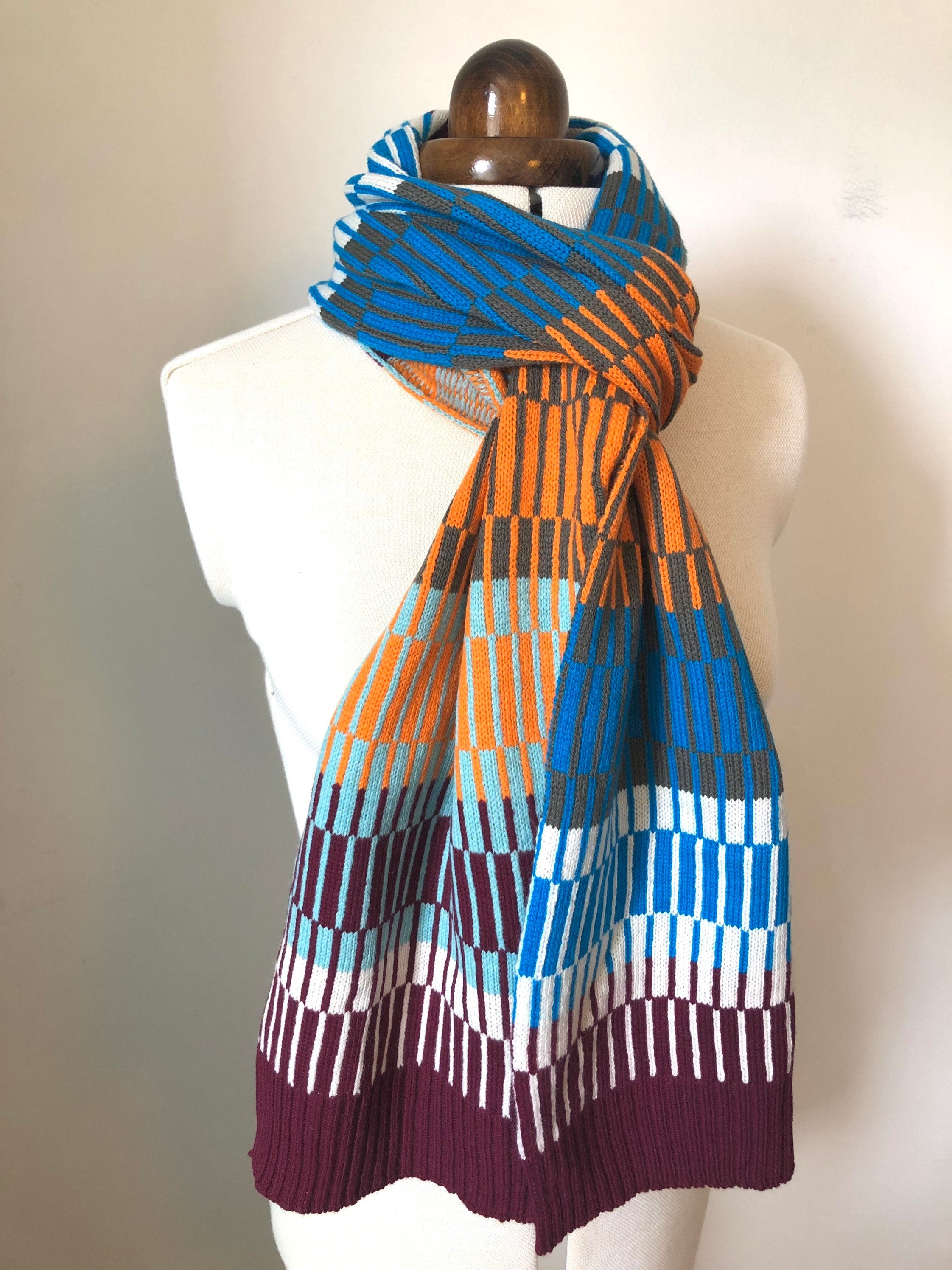 Winter Scarf with Geometric Fairisle Pattern Knitted in Lambswool for Men/Women