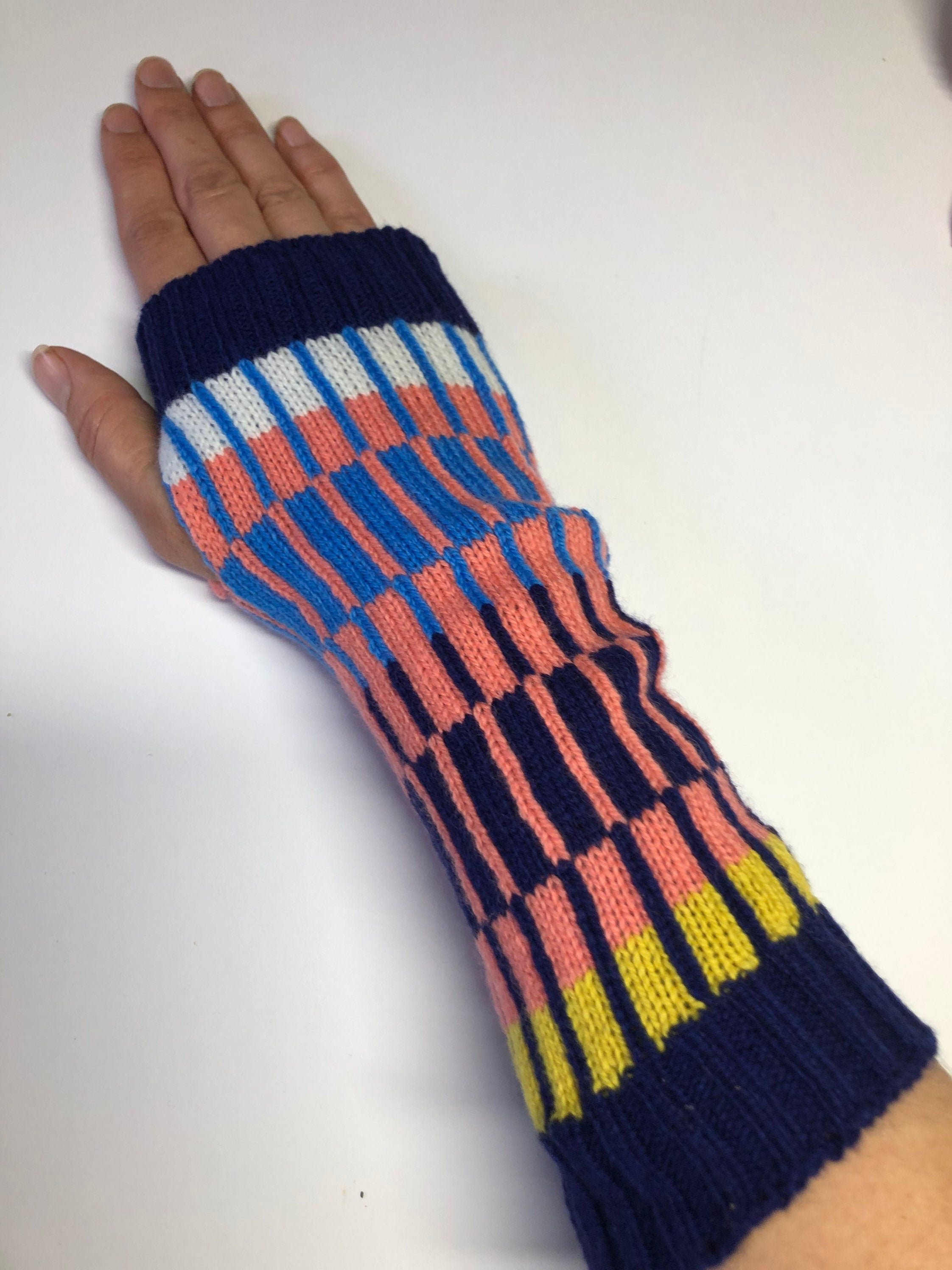 Knitted Wrist Warmers / Fingerless Gloves / Adult size