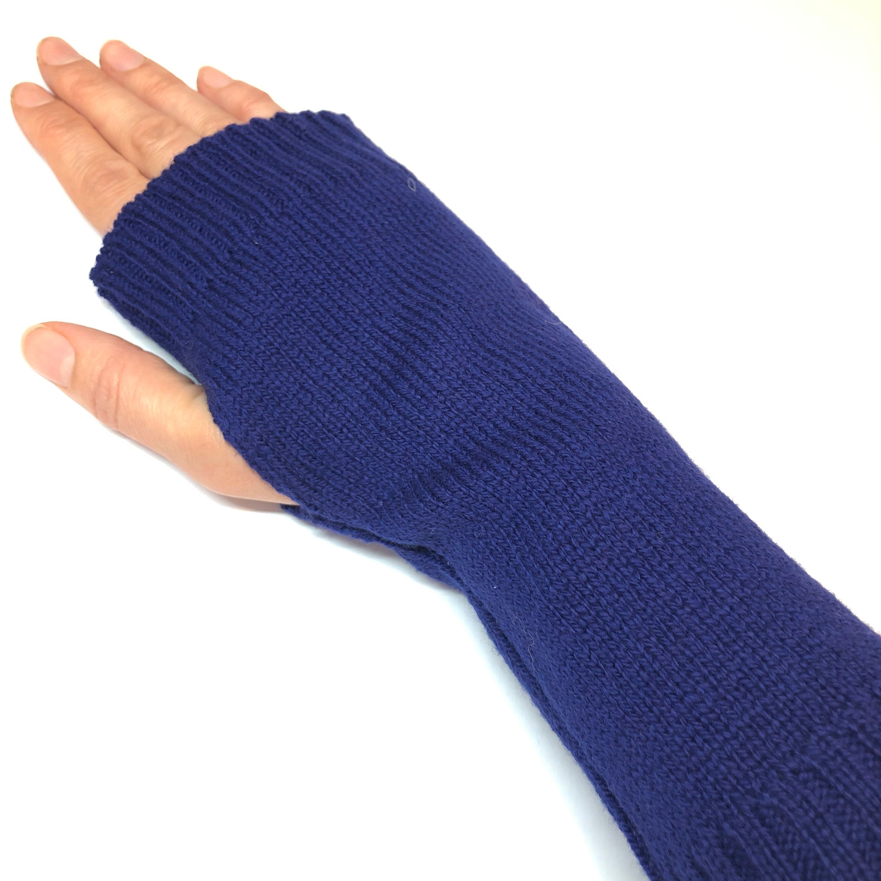 Navy Blue Womens Wristwarmers / Fingerless Gloves / Knitted in Lambswool
