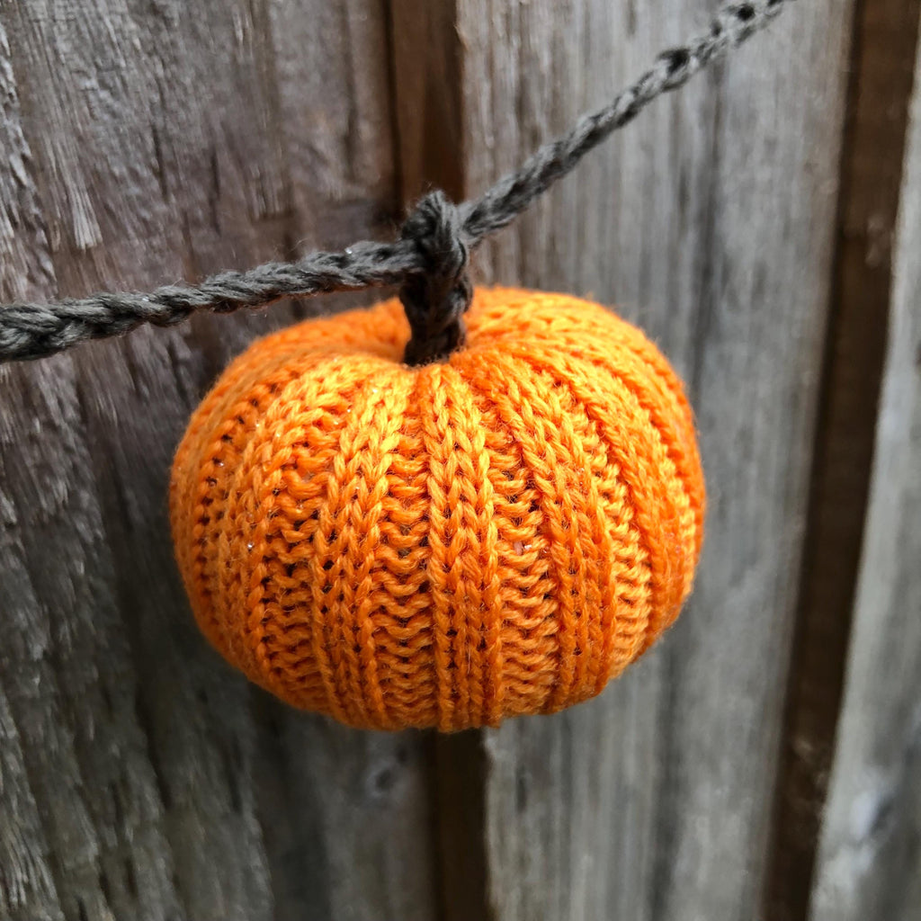 Pumpkin Garland Knitted Wall Decor