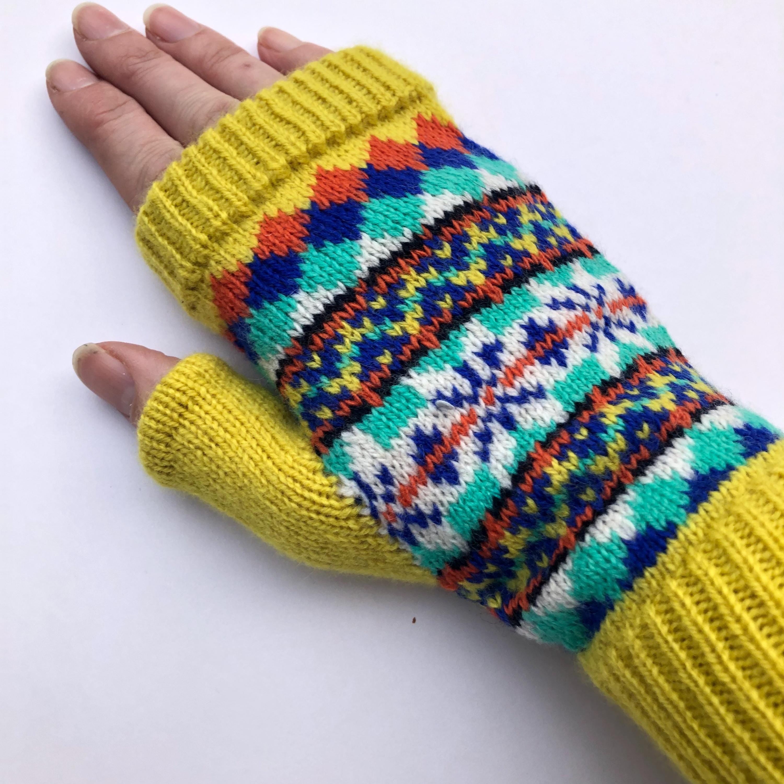 Ladies Fingerless Gloves knitted in soft Lambswool