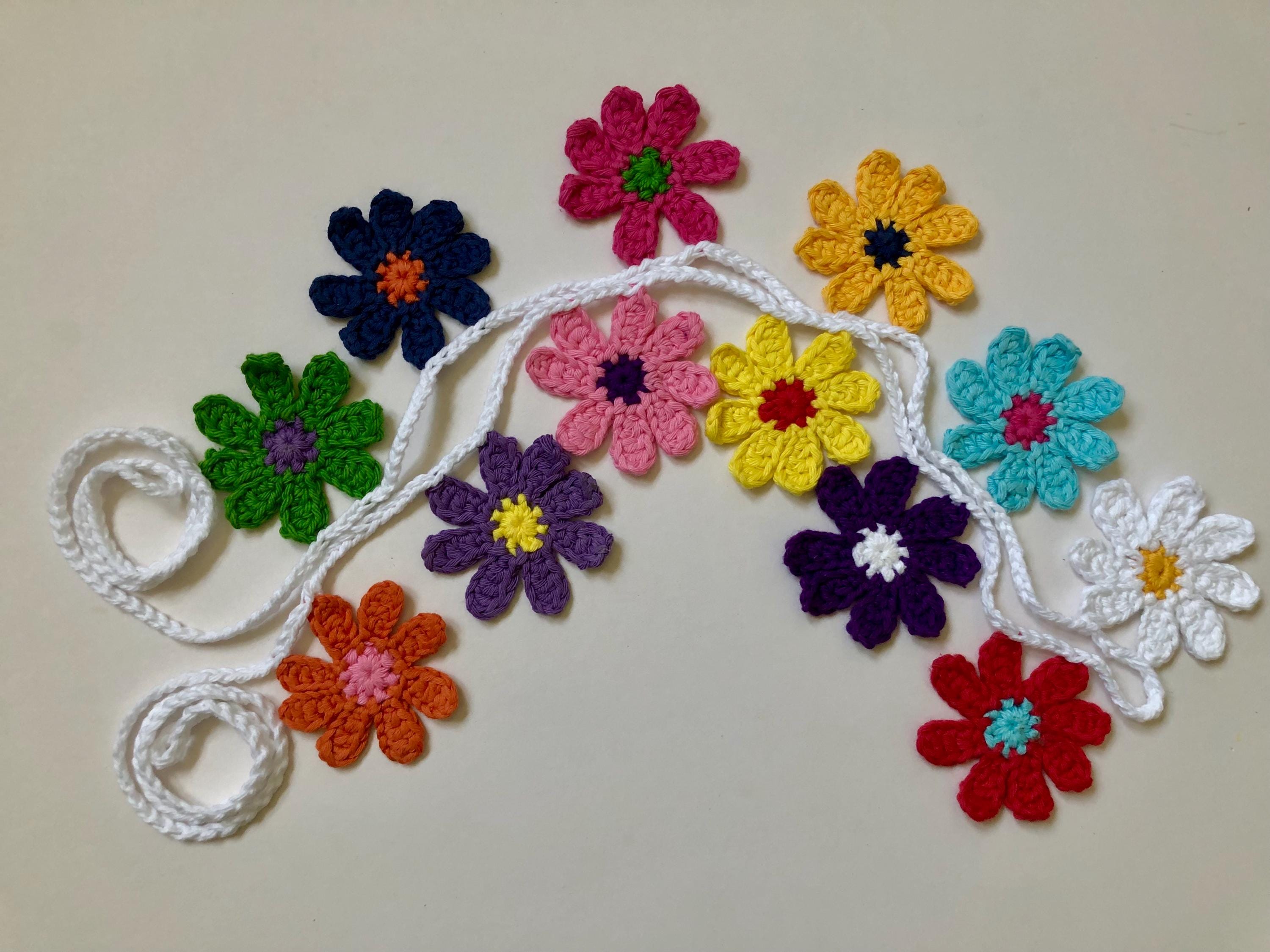 Daisy Flowers Garland - Handmade Crochet Wall / Festival / Garden / Party Decor