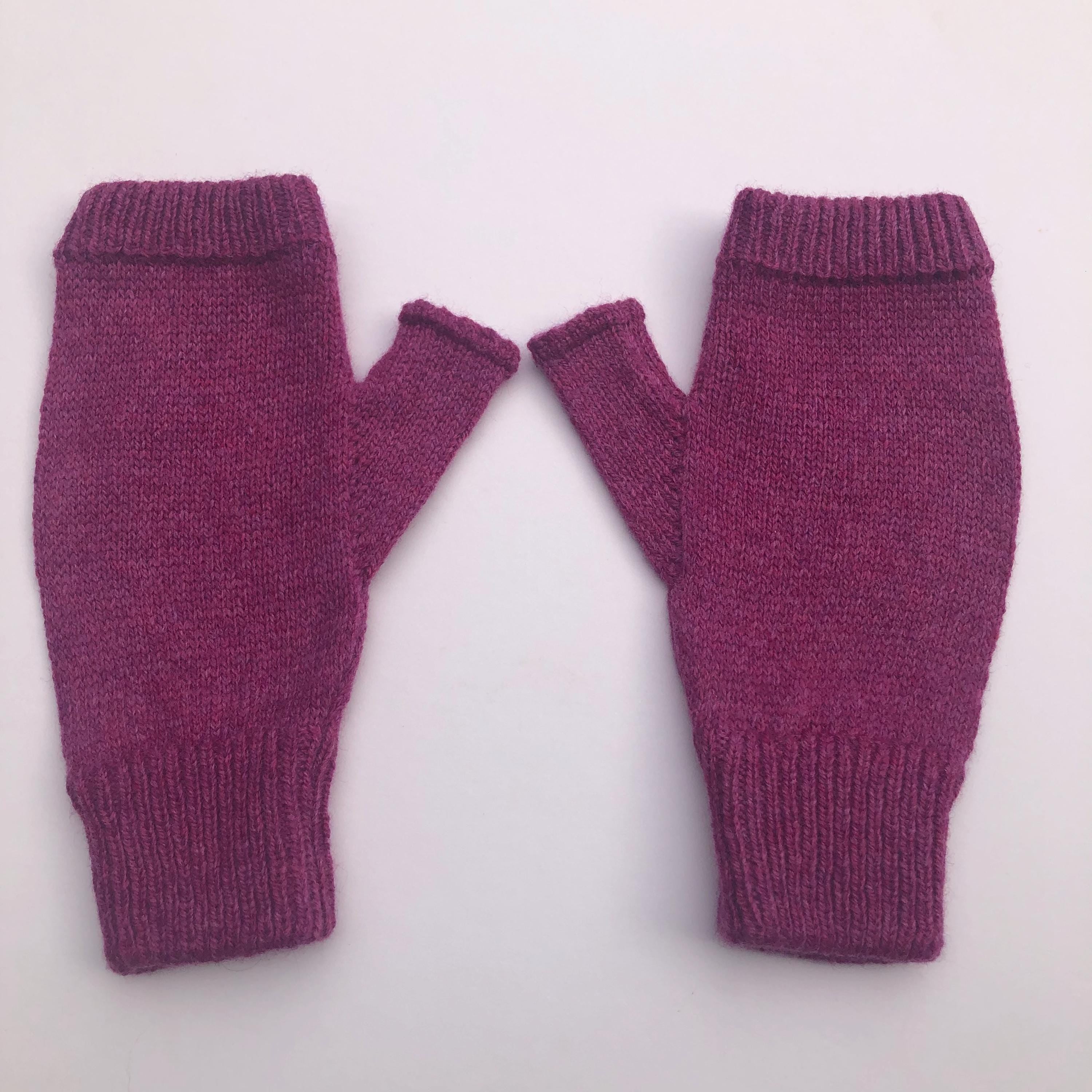 Pink Fingerless Gloves Knitted in Soft Lambswool
