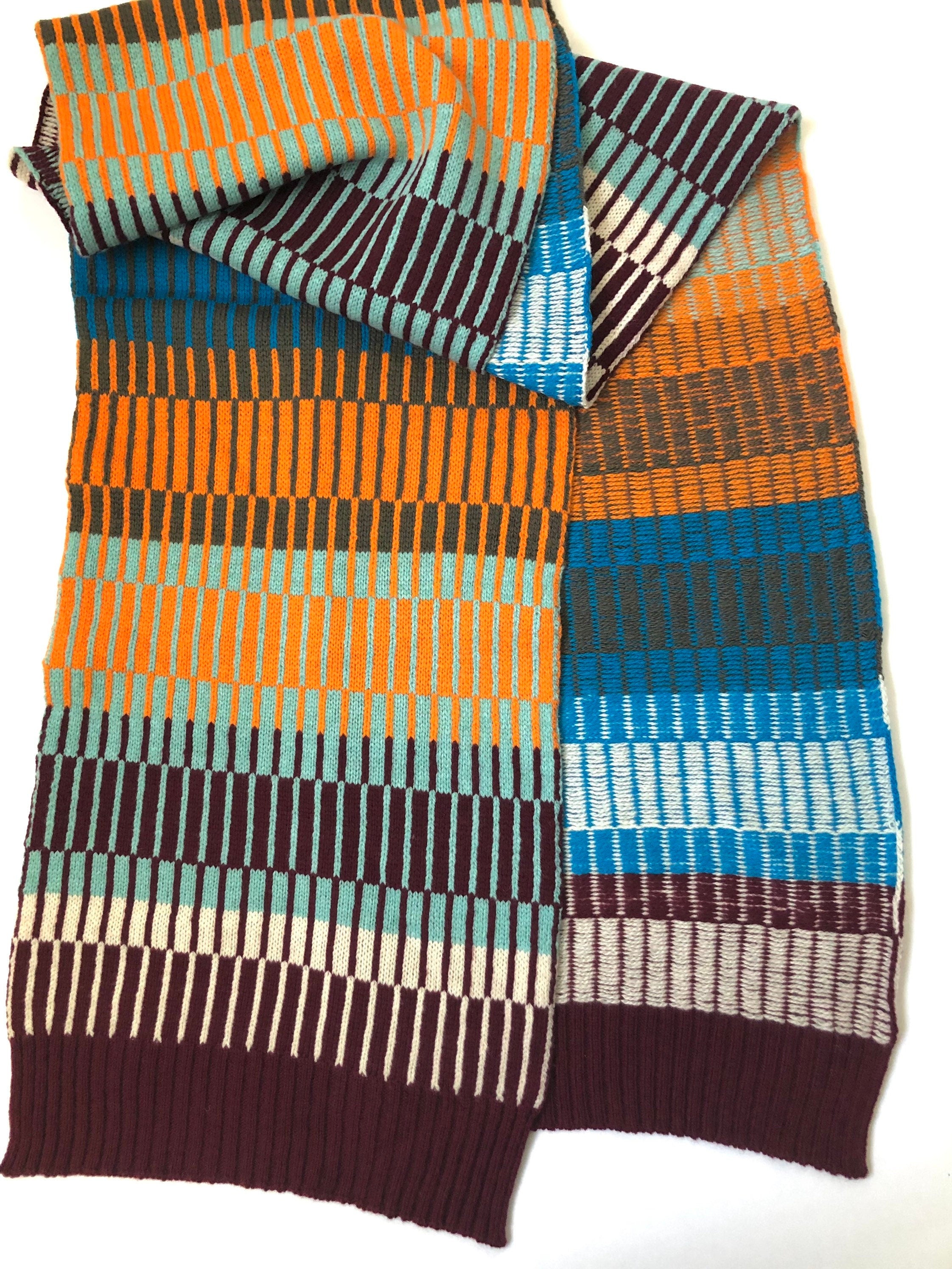 Winter Scarf with Geometric Fairisle Pattern Knitted in Lambswool for Men/Women