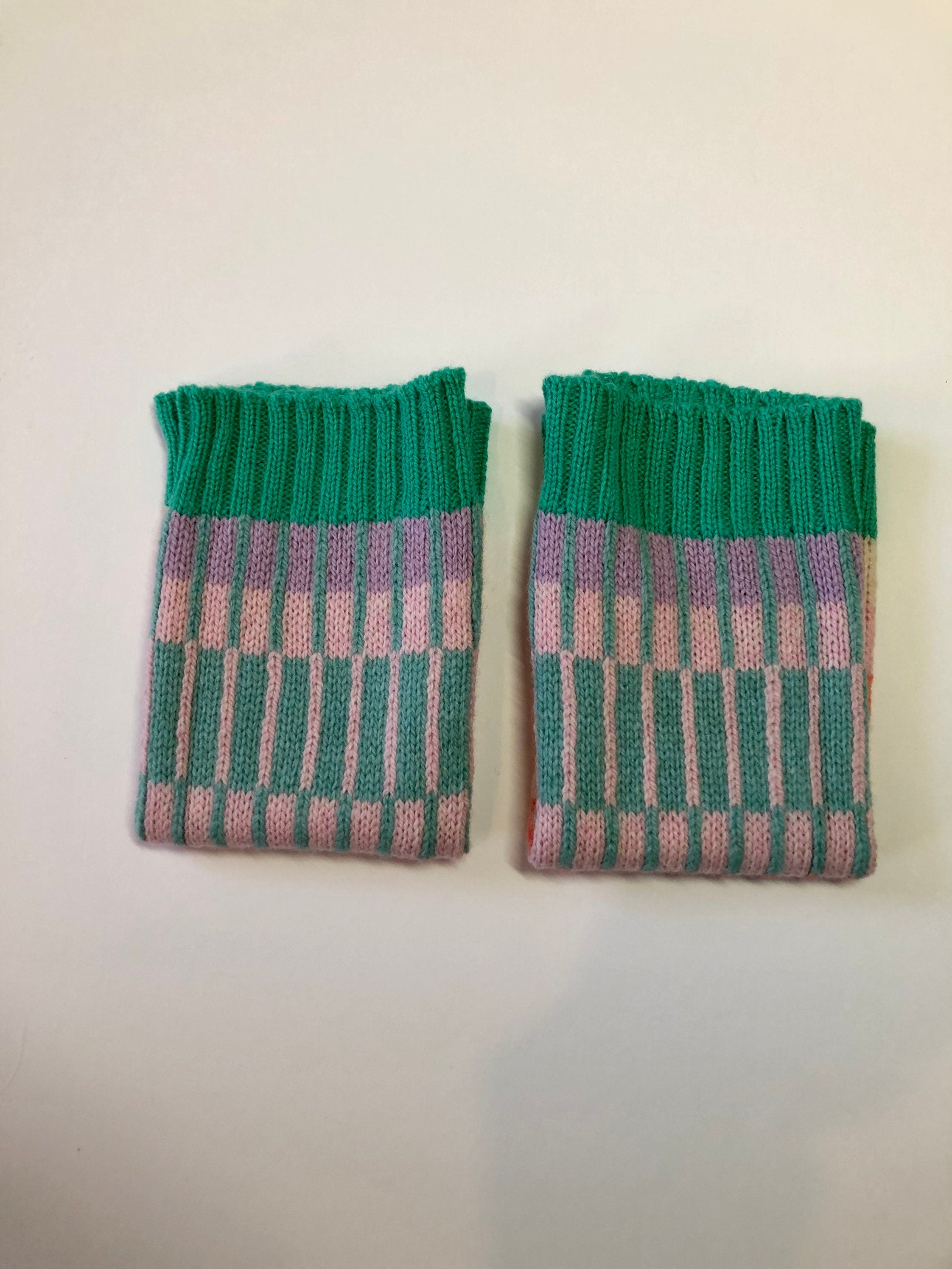 Knitted Wrist Warmers / Fingerless Gloves / Fairisle Lambswool Mittens