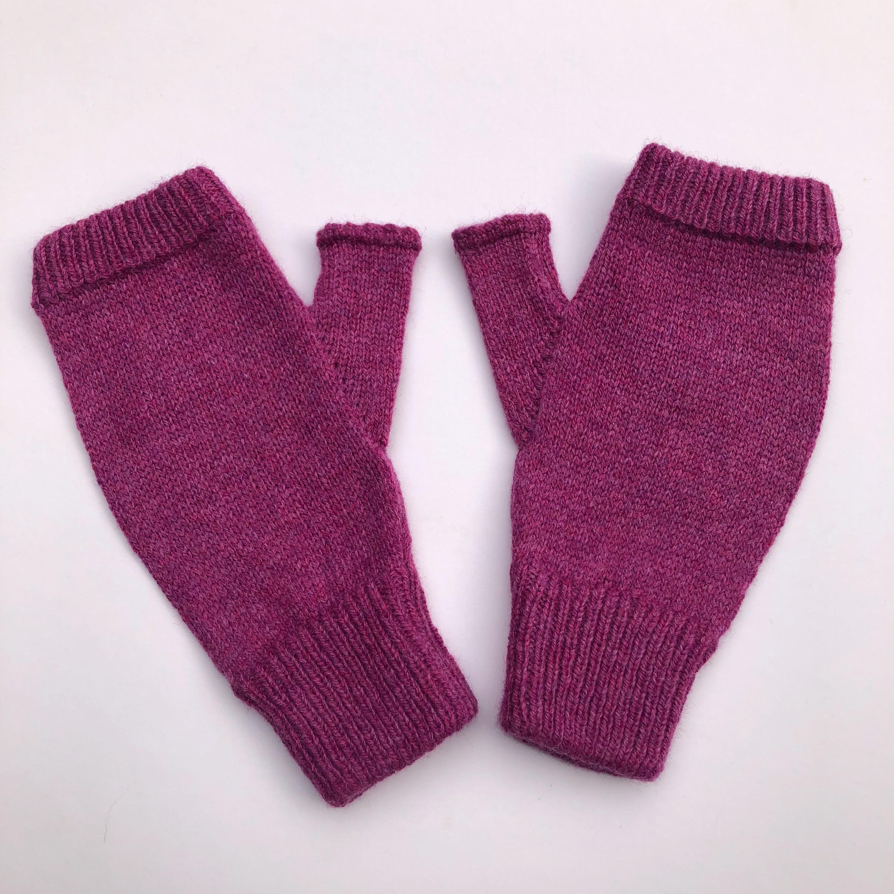 Pink Fingerless Gloves Knitted in Soft Lambswool