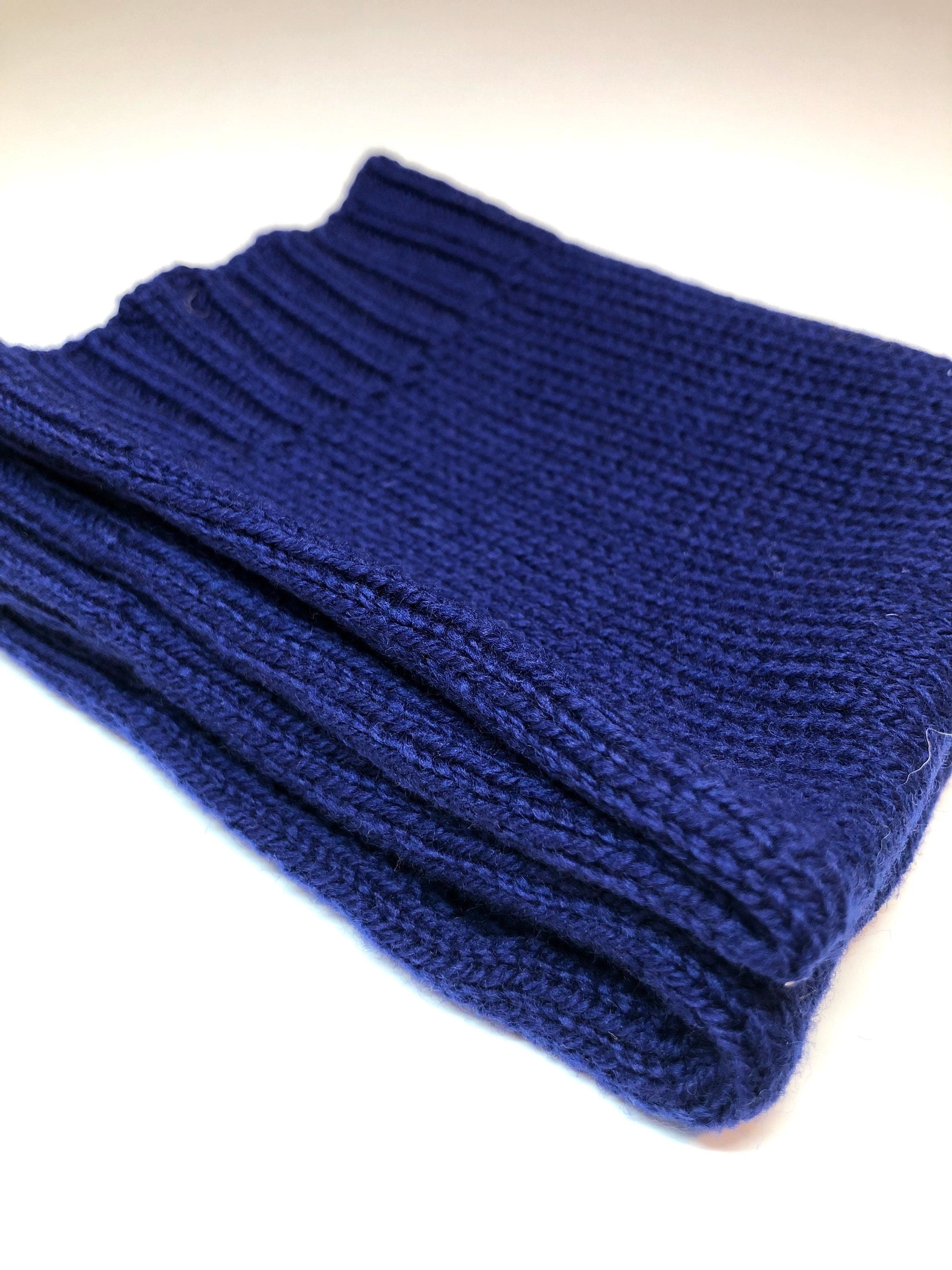 Navy Blue Womens Wristwarmers / Fingerless Gloves / Knitted in Lambswool