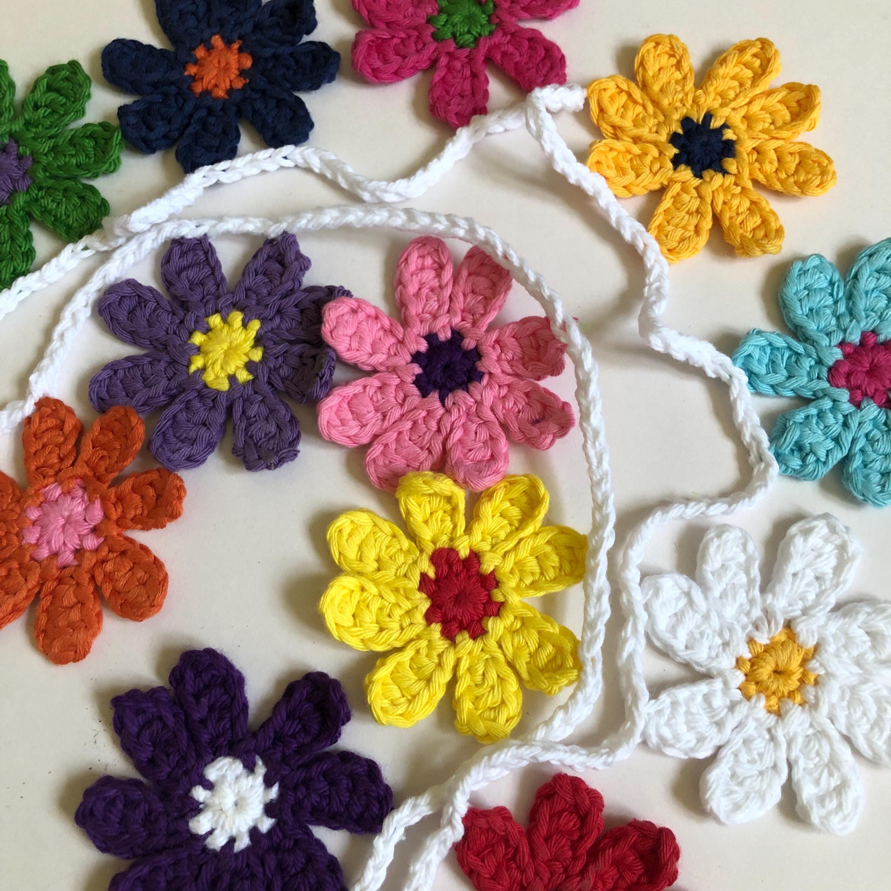 Daisy Flowers Garland - Handmade Crochet Wall / Festival / Garden / Party Decor