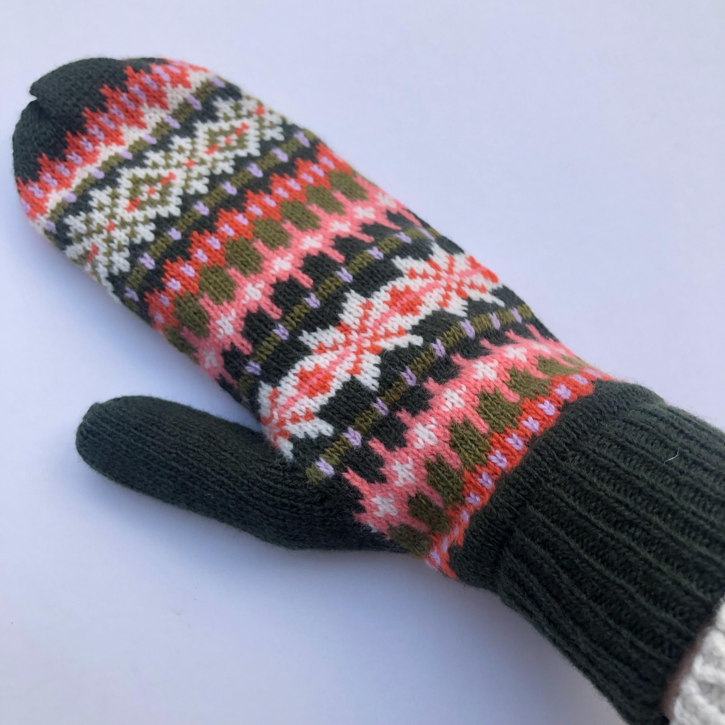 Fairisle Patterned Mittens for Women - Soft Lambswool Knitted gloves (Availble on a string or loose)