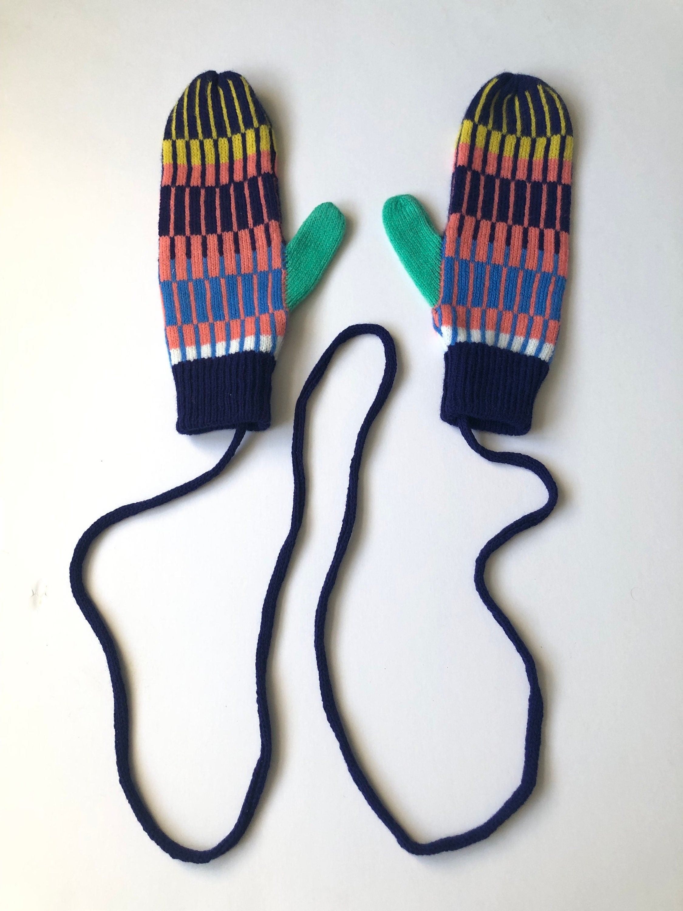 Mittens on a string for Women - Colourful Fairisle Nordic Lambswool Gloves with String or Loose.