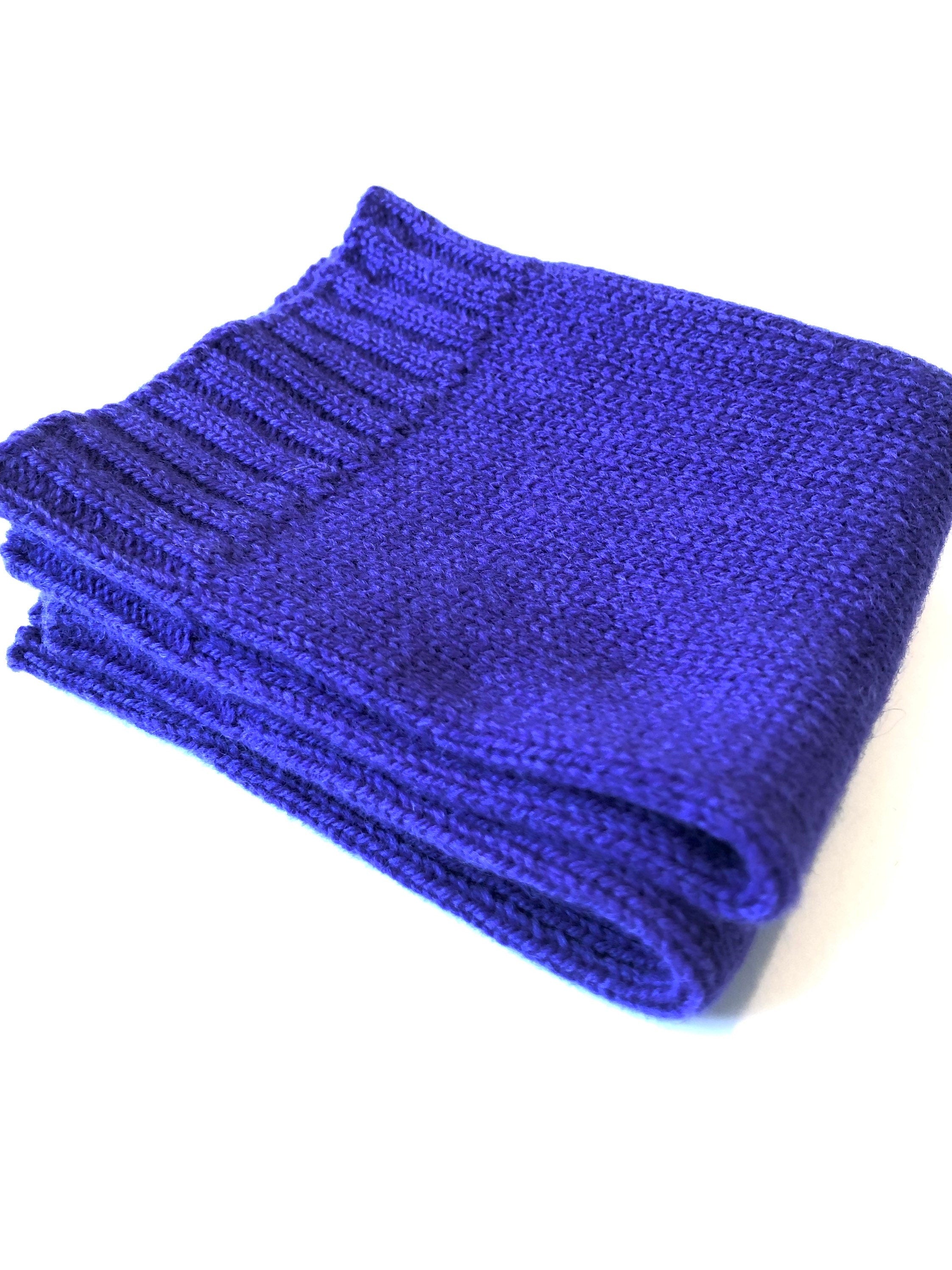 Purple Knitted Wristwarmers / Fingerless gloves / Adult size / Women / Lambswool