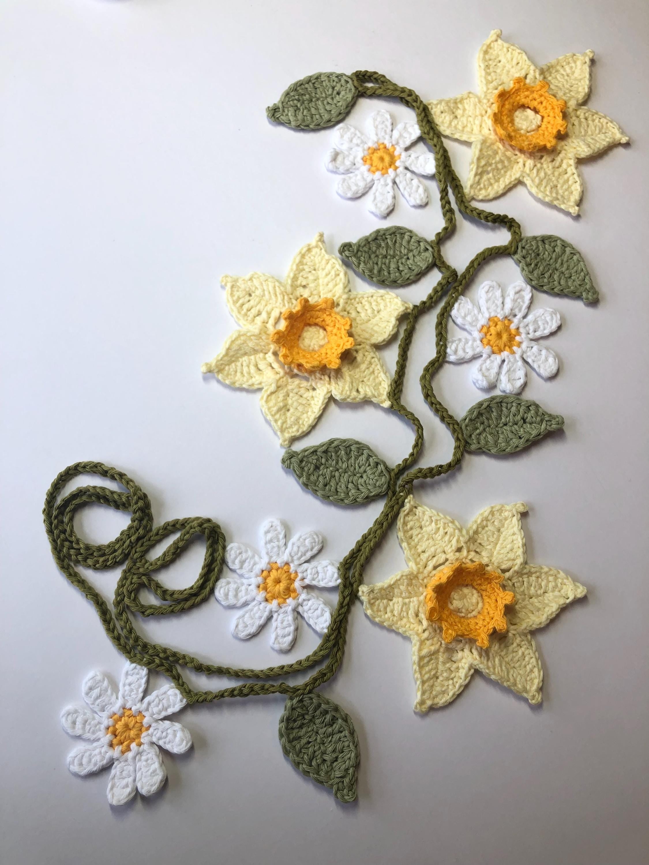 Easter Flowers Garland - Crochet Cotton Spring Wall Decoration